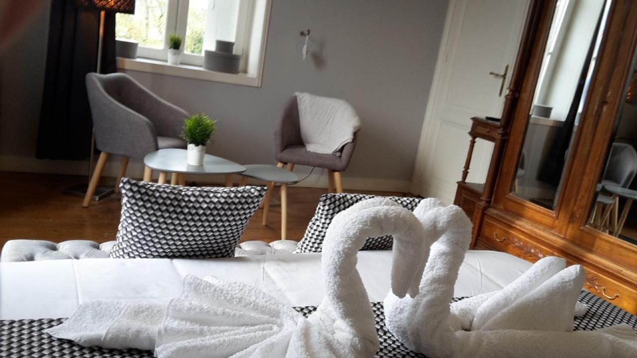Chateau Marith - Etablissement Climatise Avec Piscine Hotel Clairac  Bagian luar foto