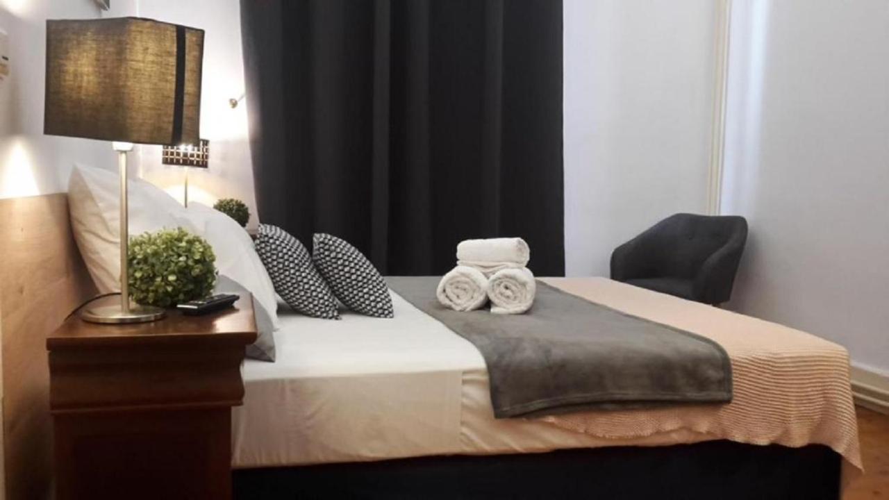 Chateau Marith - Etablissement Climatise Avec Piscine Hotel Clairac  Bagian luar foto