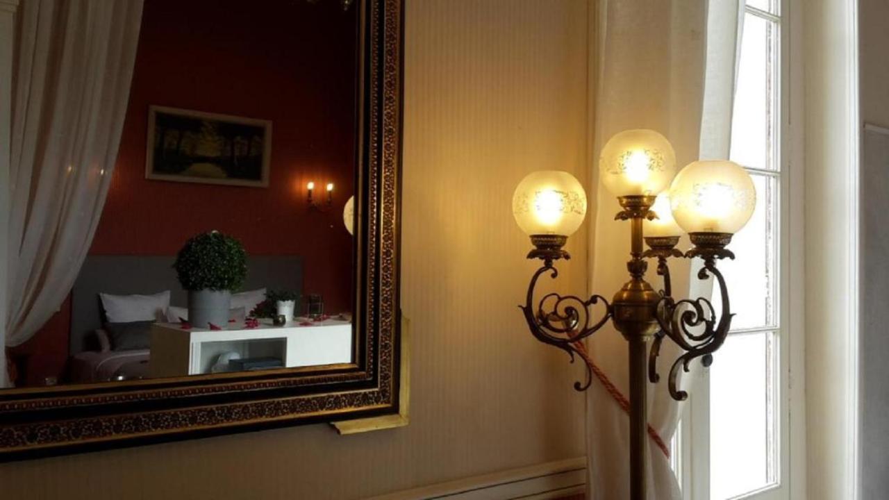 Chateau Marith - Etablissement Climatise Avec Piscine Hotel Clairac  Bagian luar foto