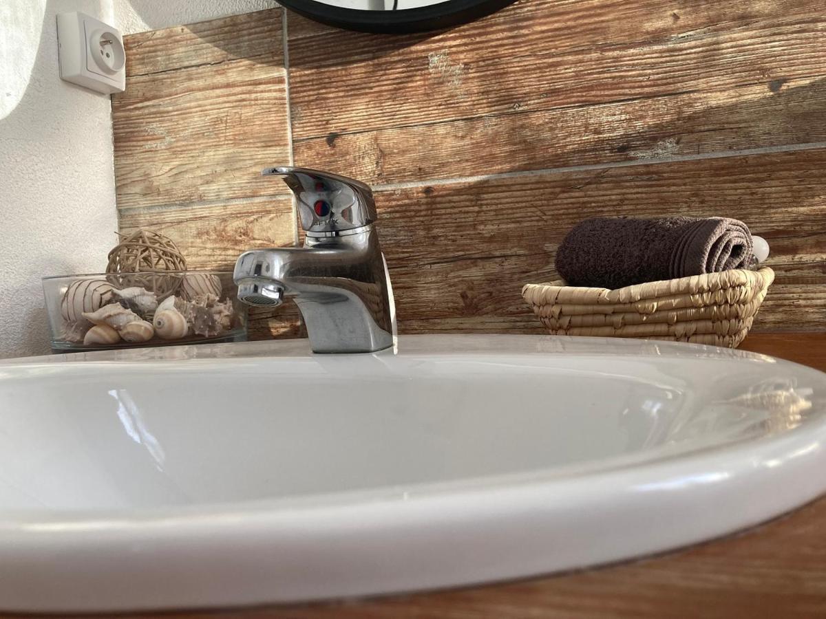 Chateau Marith - Etablissement Climatise Avec Piscine Hotel Clairac  Bagian luar foto